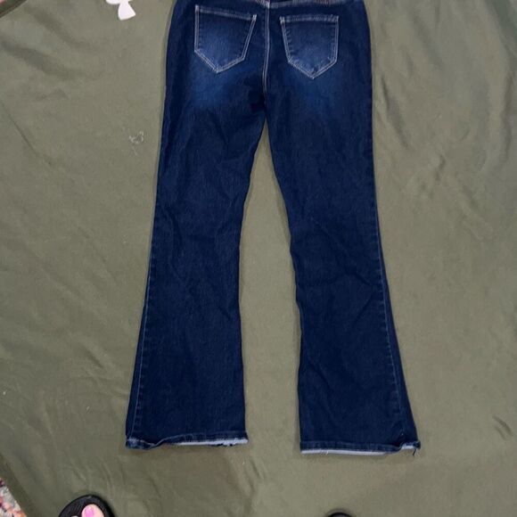 YMI Pull-On Dark Wash Flare Jeans (8) - Picture 3 of 3